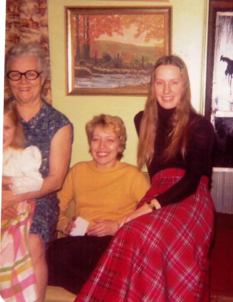 Dora Mae holding Rosanne with Beth and Sonja December 1974