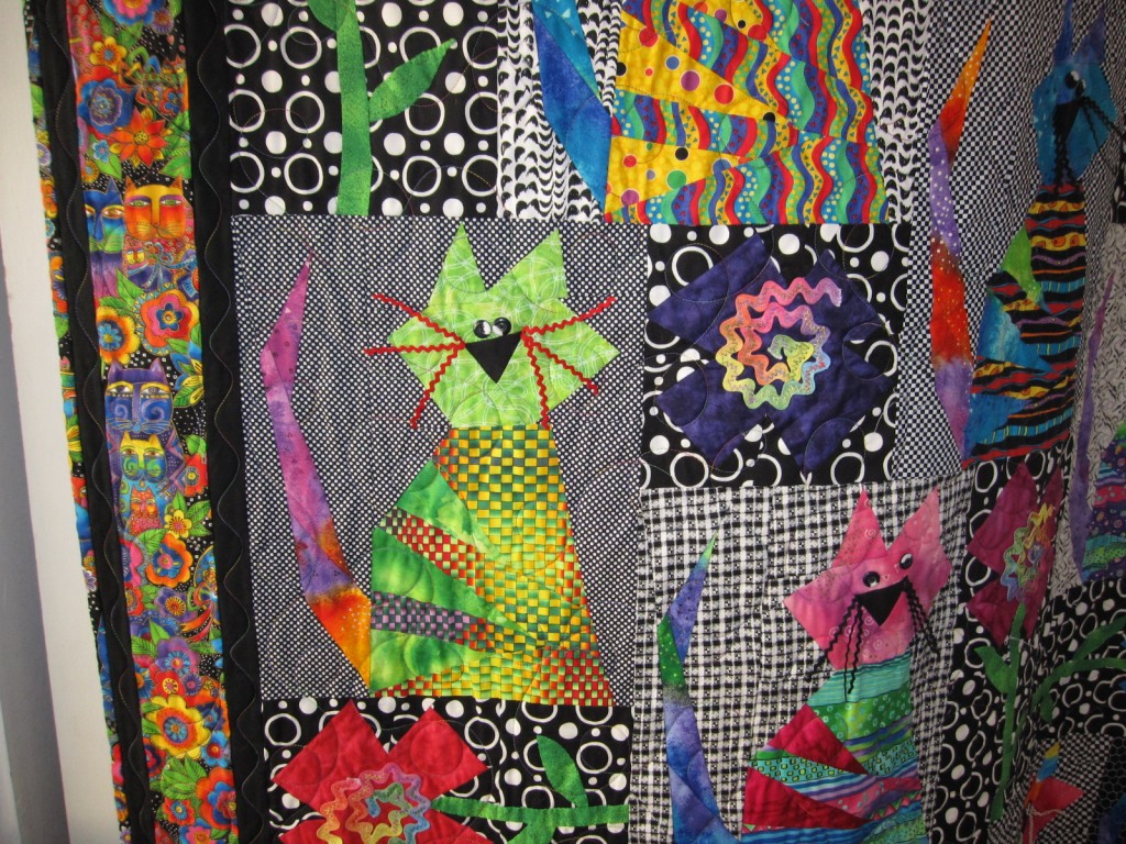 Those Crazy Catz Quilt Cats and Flowers